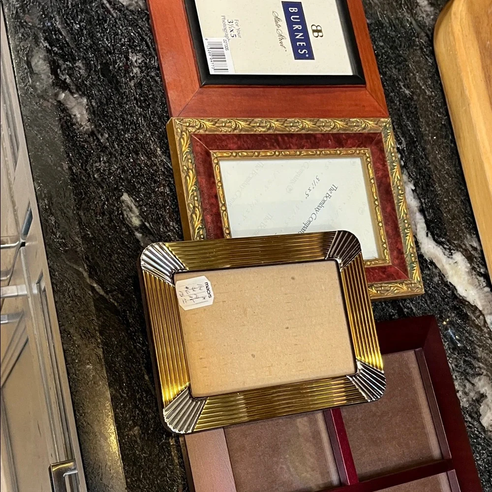 NWT Photo Frame Bundle of 4 Variety of Gold Brown Various Sizes - Picture 8 of 9